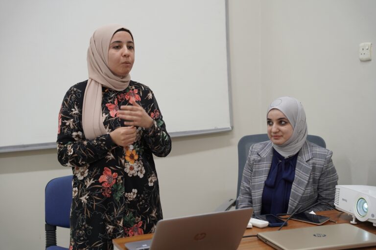 “ندوة بعنوان “التعليم من أجل التنمية المستدامة” في الكلية التقنية الهندسية للحاسوب والذكاء الاصطناعي “